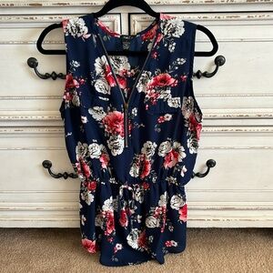 Floral sleeveless blouse